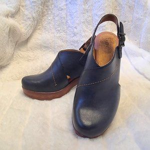 b.o.c. Women's Cecila Slingback Platforms